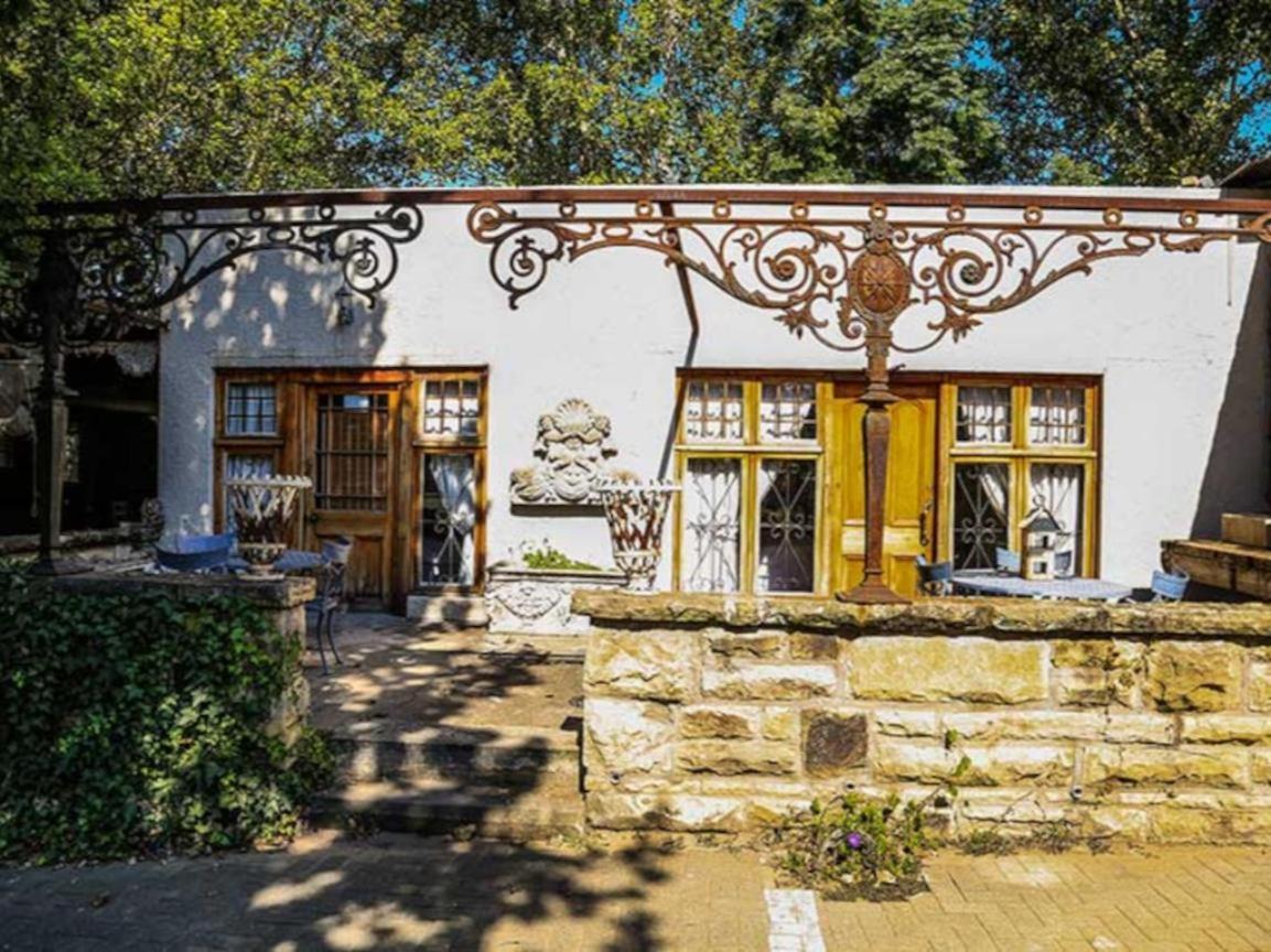 The Green Acorn Guest House Ficksburg Bagian luar foto