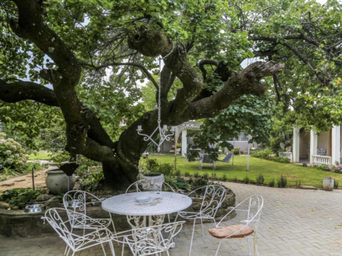 The Green Acorn Guest House Ficksburg Bagian luar foto