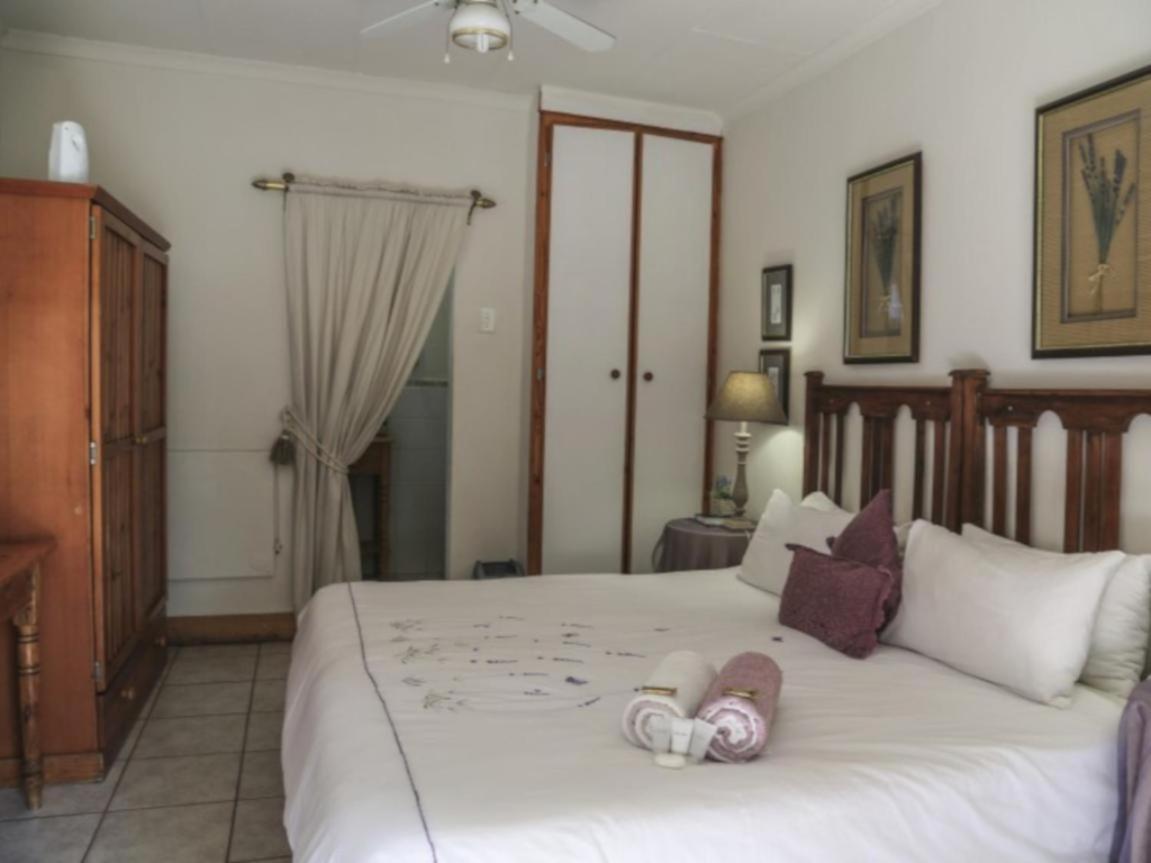 The Green Acorn Guest House Ficksburg Bagian luar foto