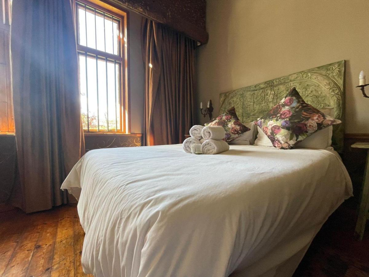 The Green Acorn Guest House Ficksburg Bagian luar foto