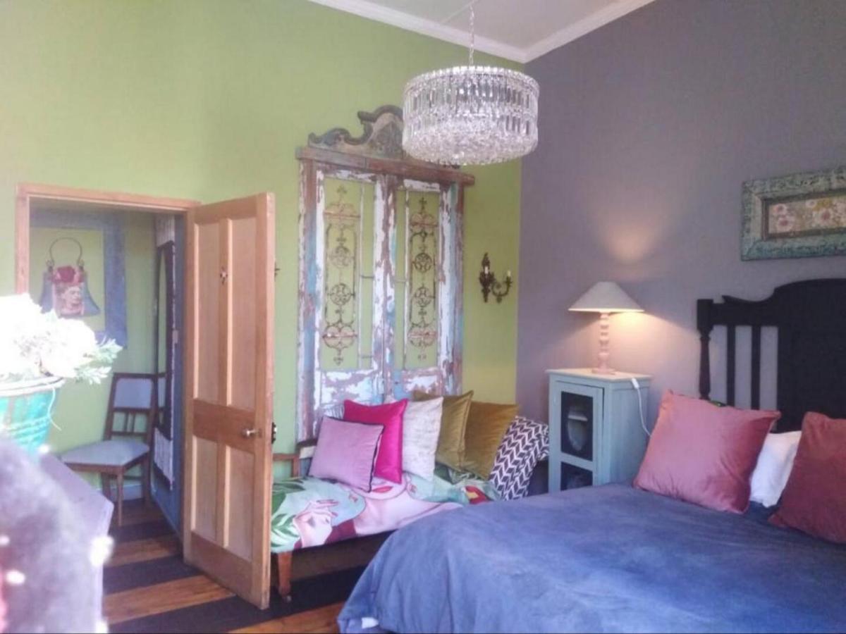 The Green Acorn Guest House Ficksburg Bagian luar foto