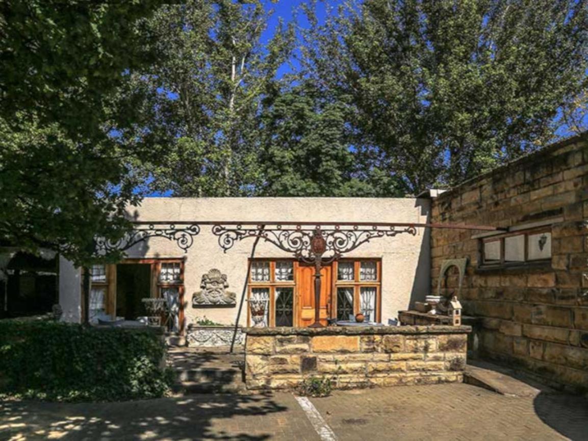 The Green Acorn Guest House Ficksburg Bagian luar foto