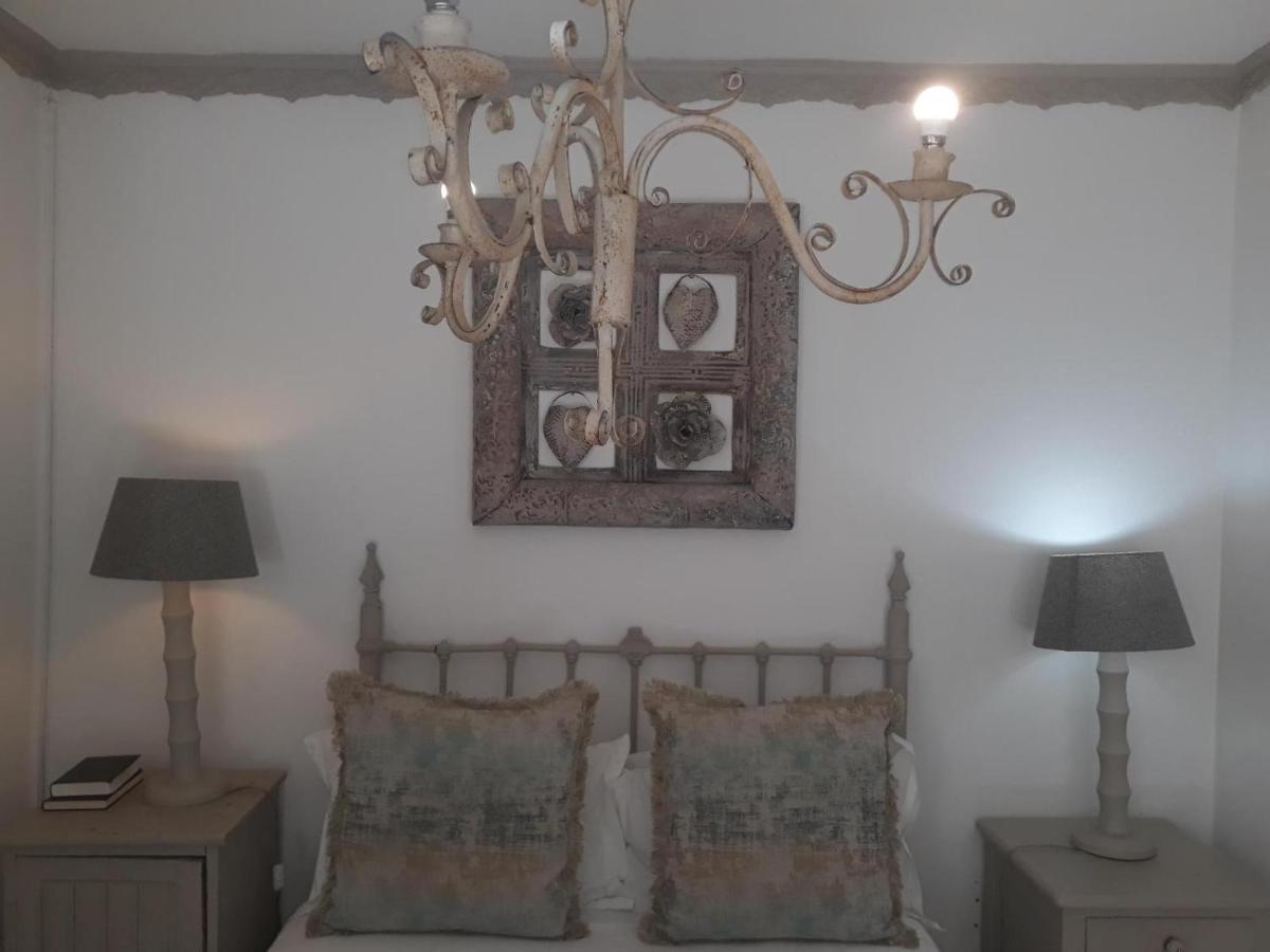 The Green Acorn Guest House Ficksburg Bagian luar foto