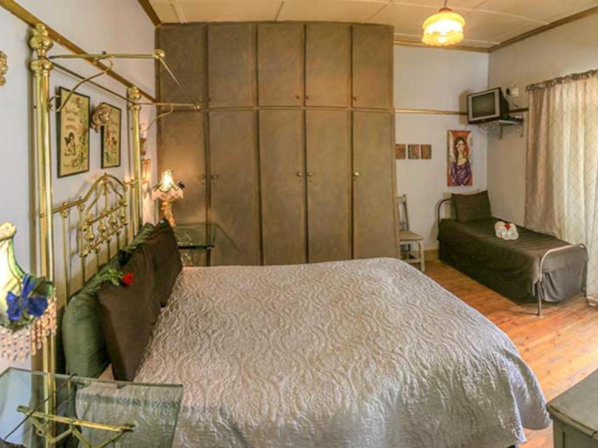 The Green Acorn Guest House Ficksburg Bagian luar foto